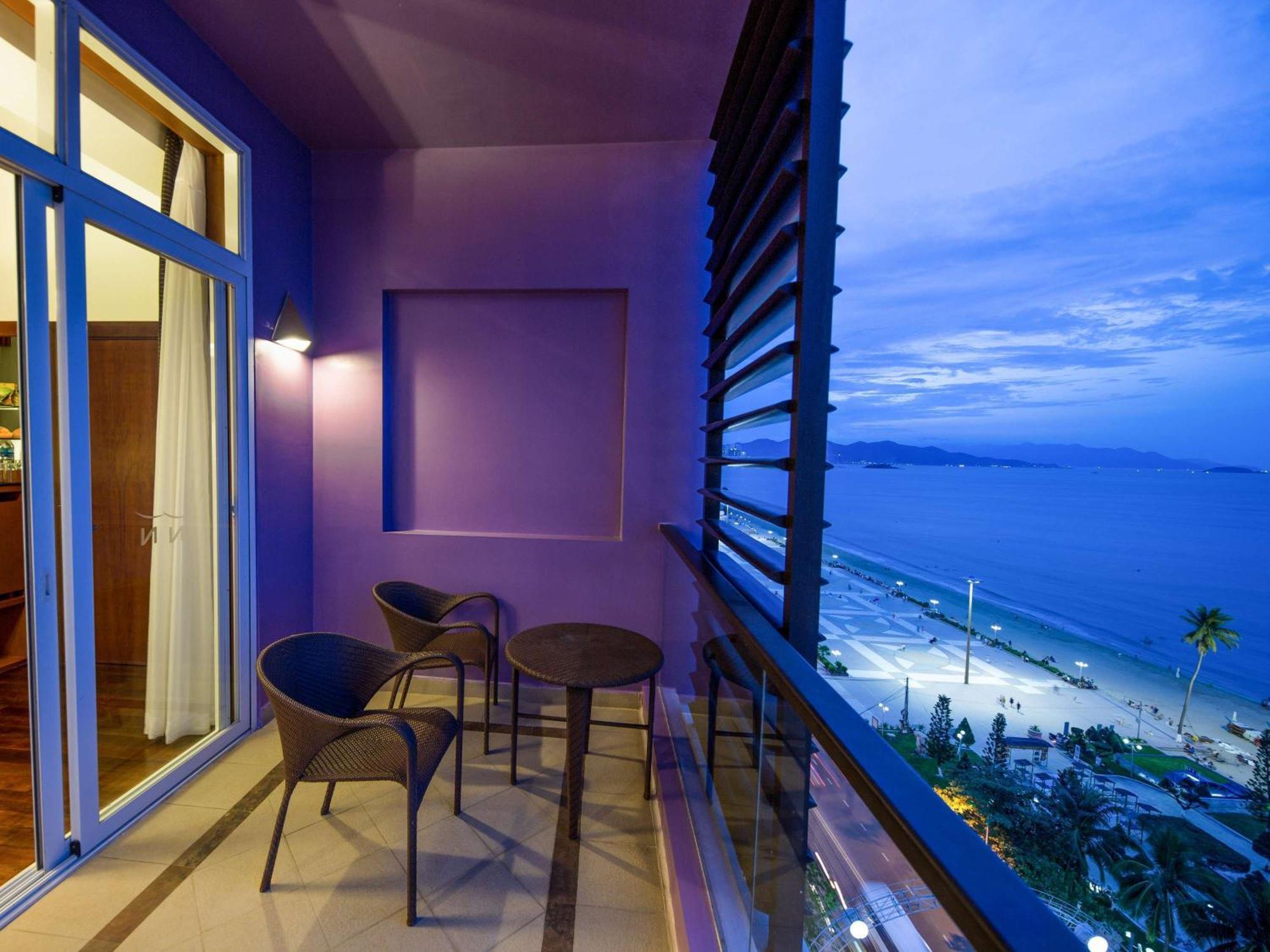 Hotel Novotel Nha Trang Bagian luar foto