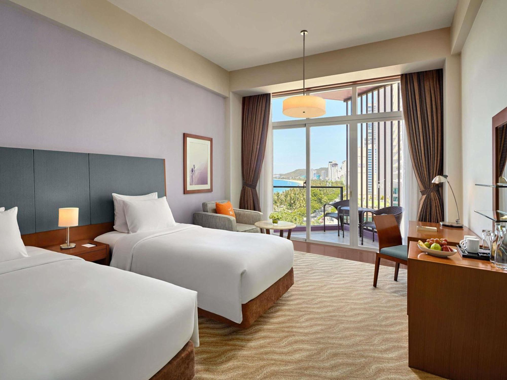 Hotel Novotel Nha Trang Bagian luar foto