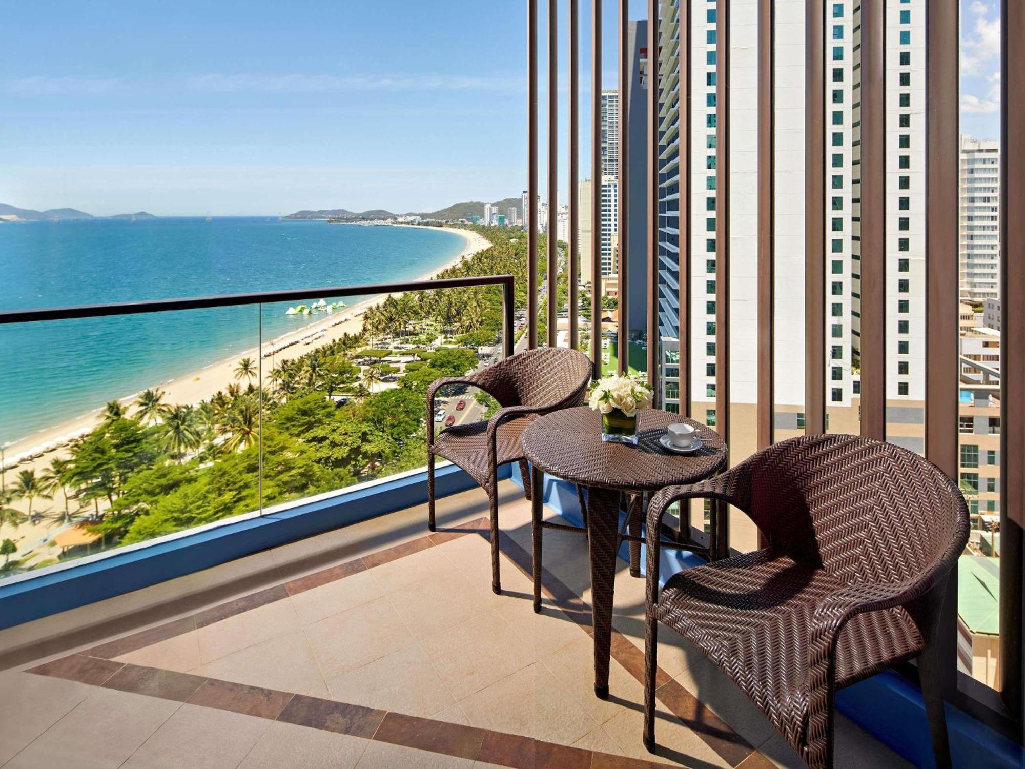 Hotel Novotel Nha Trang Bagian luar foto
