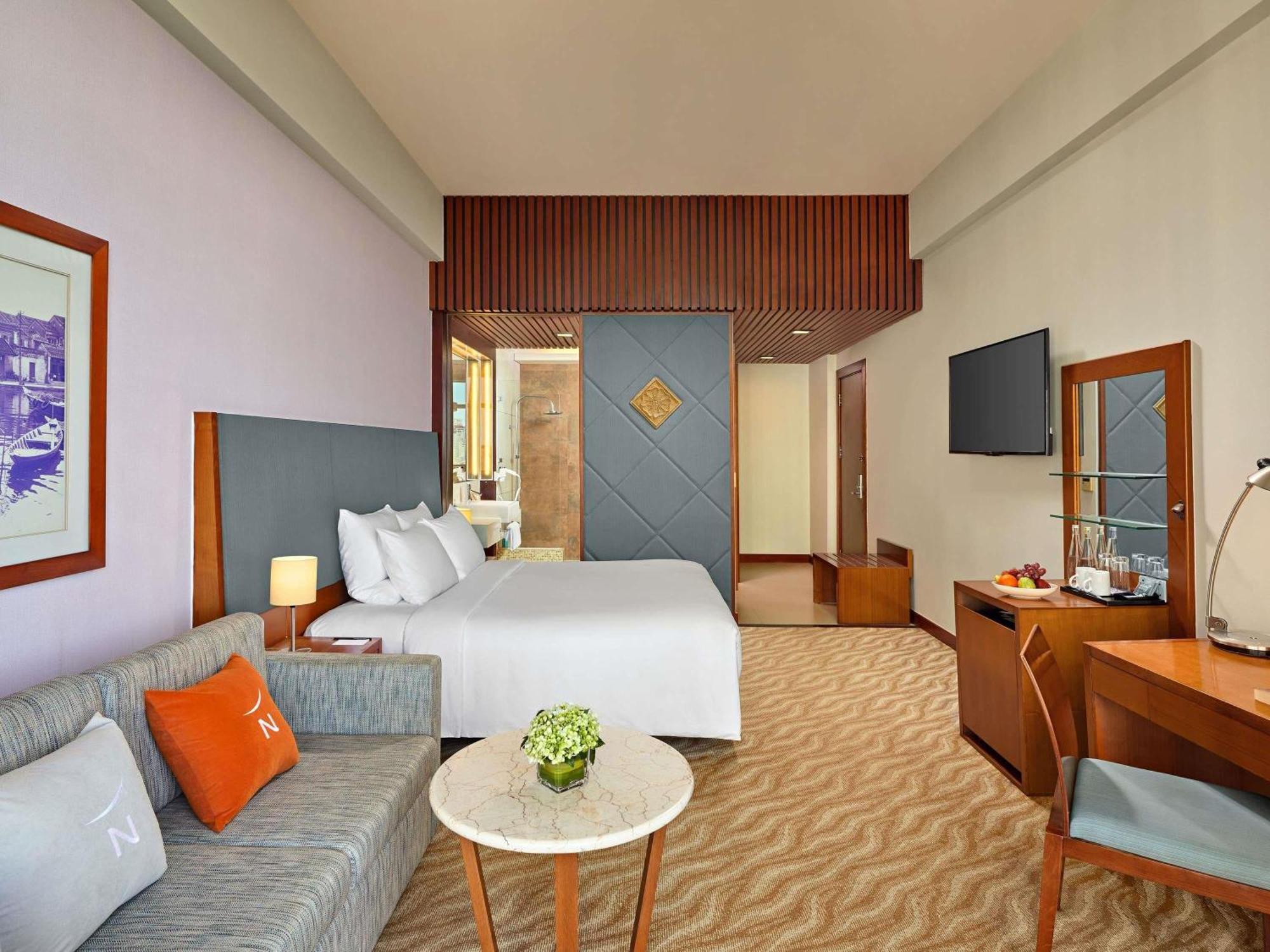 Hotel Novotel Nha Trang Bagian luar foto